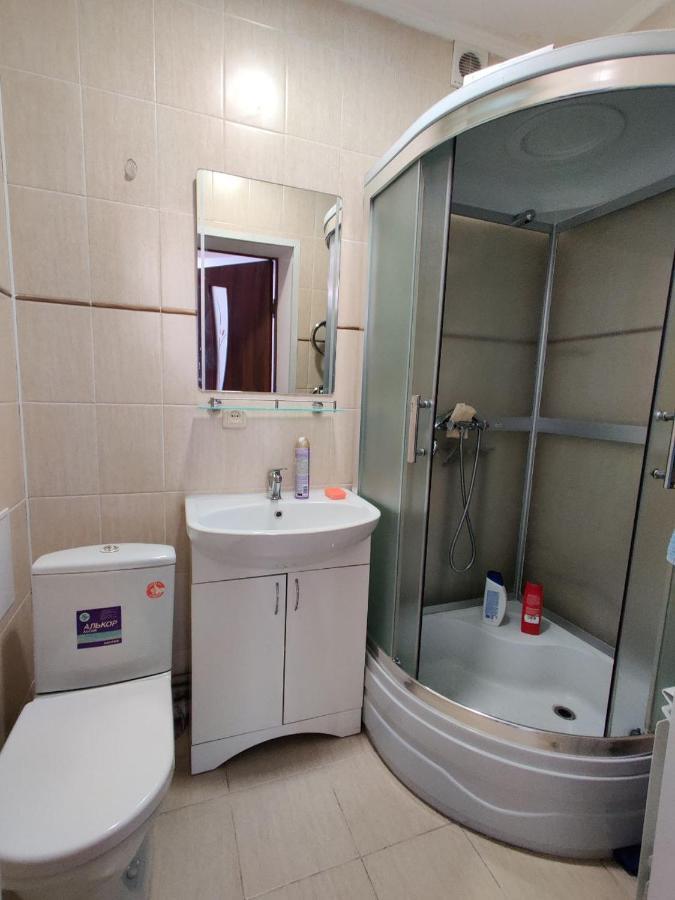 Комната В 4Х Комнатной Квартире Almatý Exterior foto